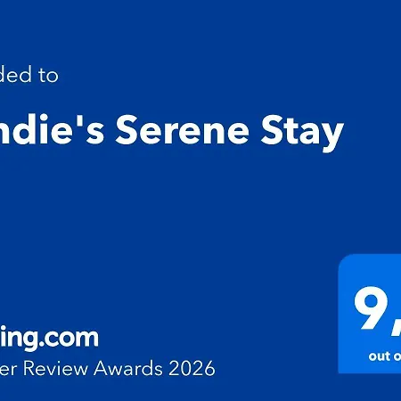 Sandie's Serene Apartment *